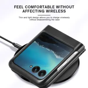 Motorola Razr 40 Ultra Vintage Wallet Case product image