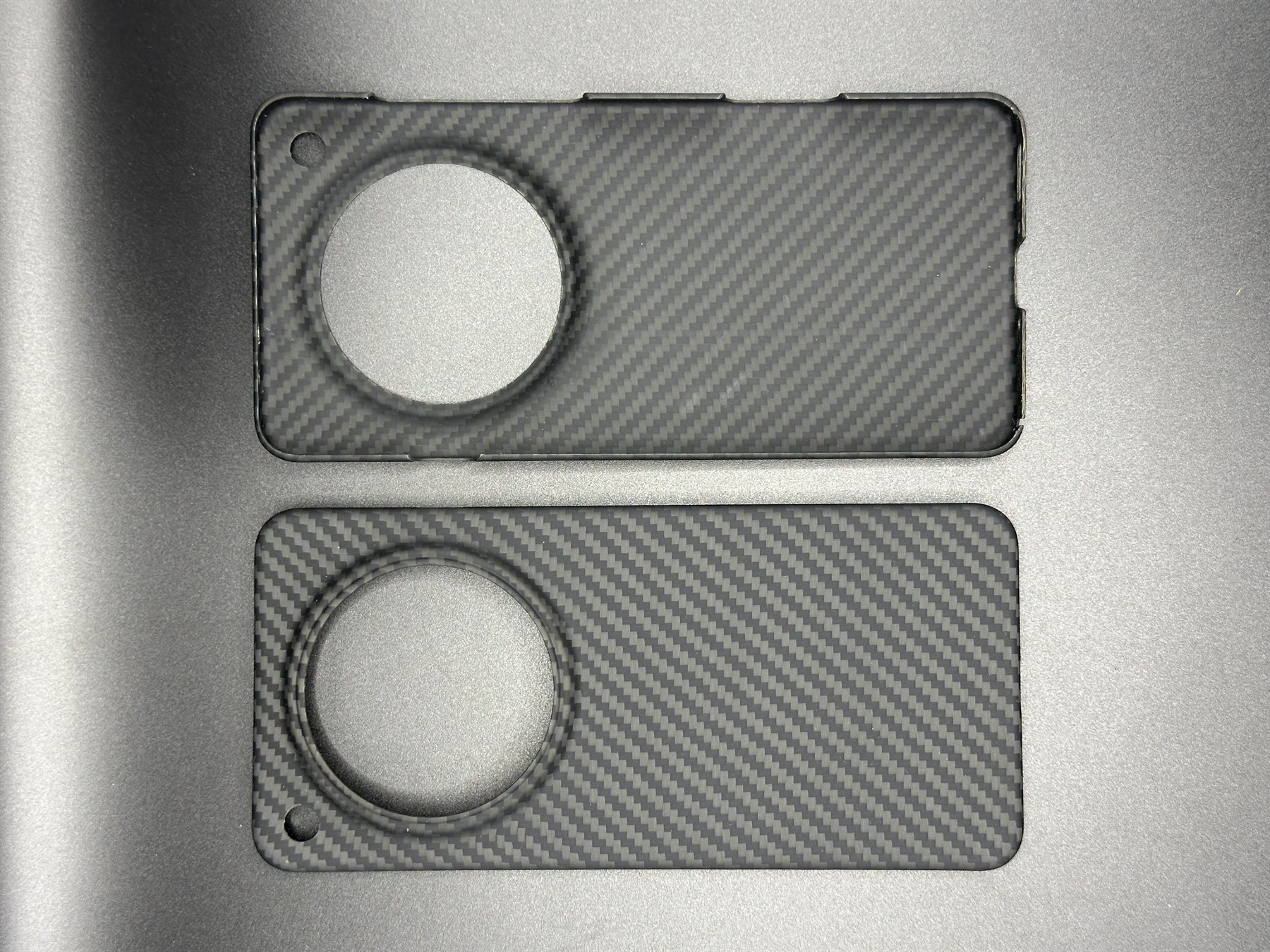 Carbon Fiber Volcano Cutout phone case for OPPO Find X8 Ultra